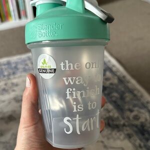 BlenderBottle Mint Shaker Bottle